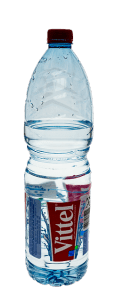 زجاجة من الماء 